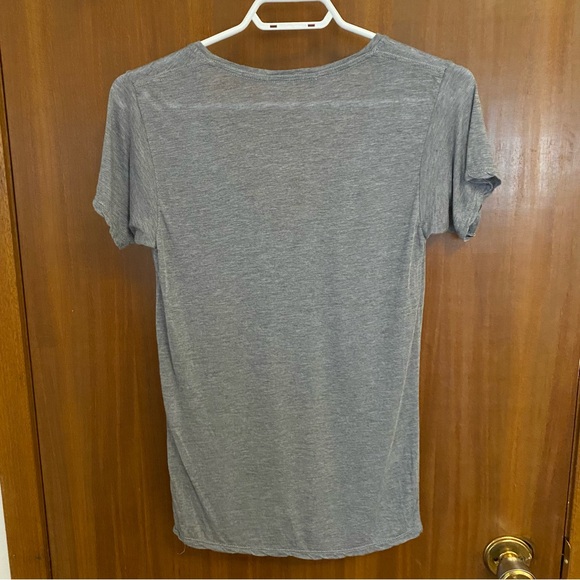 Brandy Melville Dark Grey Plunge V Neck Loose Fitting Short Sleeve Tee Shirt - Picture 4 of 4